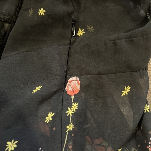 Anthropologie Daniel Rainn Short Sleeve Black Sheer Floral Blouse - Picture 7 of 8